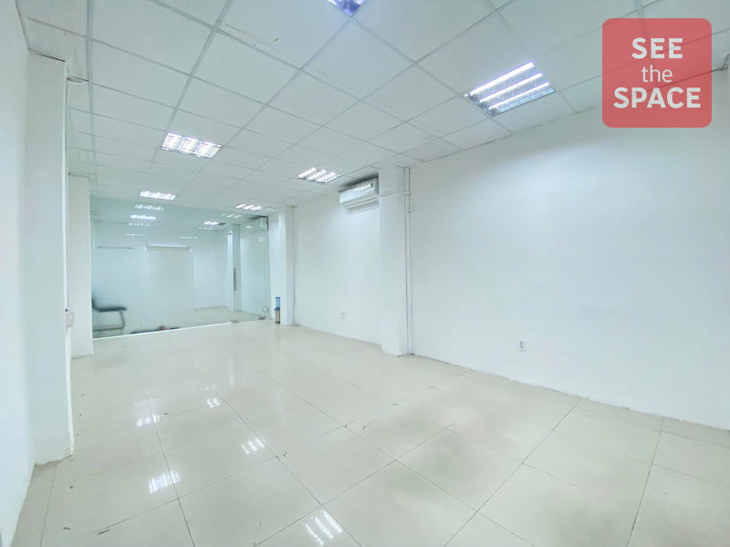 383 Vo Van Tan Building is a&nbsp;Grade C office building&nbsp;invested with modern, synchronized infrastructure and design, providing a high-quality and comfortable working environment