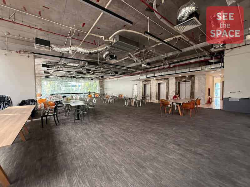 Modern Office Layout – Flexible Space Solutions_G8 28 Mac Dinh Chi