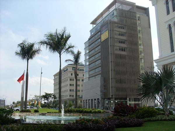 28-bs2-e7ee3c5f-ab99-44bf-9b92-c31725a22bec.jpg