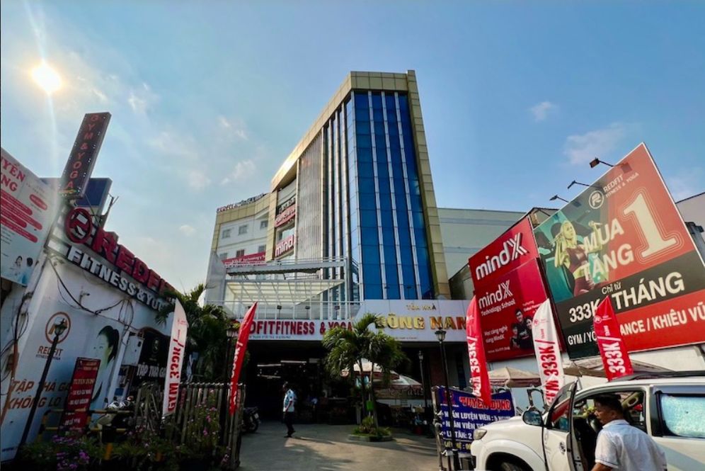 Dong Nam Building