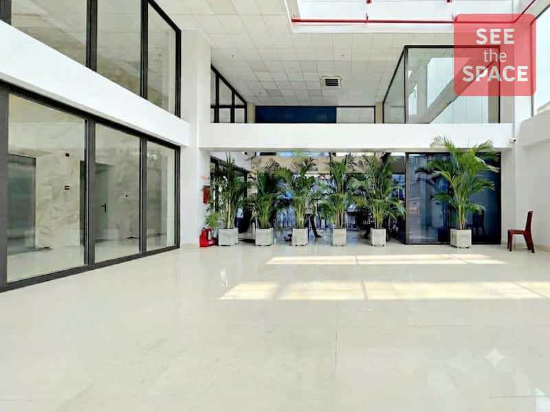 mhpc-lobby-1788364315.jpg